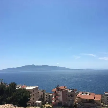 Ledion Apartament *